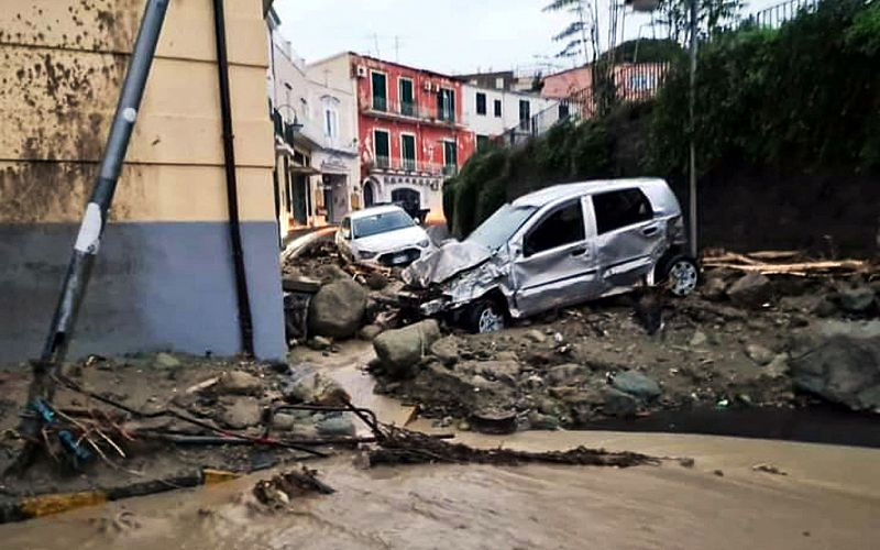 Itália: deslizamento de terras ocorre em estância de férias