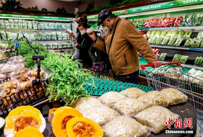 Urumqi: supermercados retomam negócios sucessivamente 