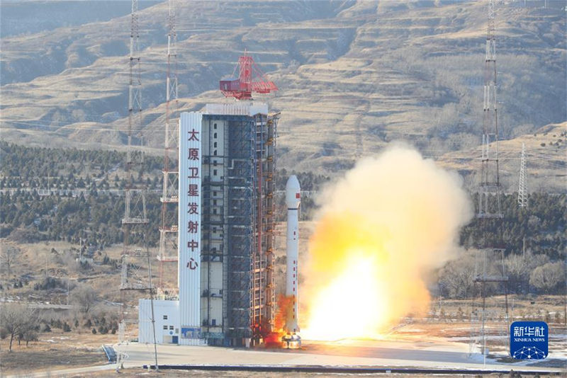China lança novo satélite de observação da Terra com sucesso