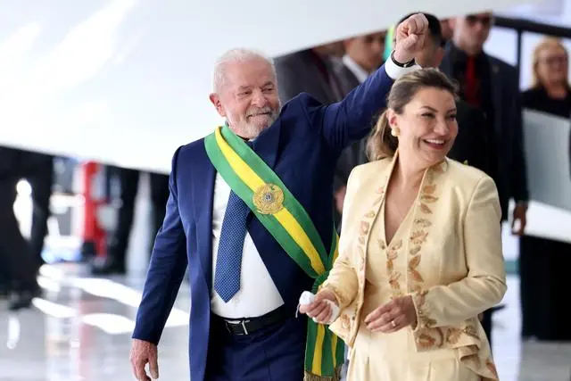 Lula da Silva tomou posse como presidente do Brasil