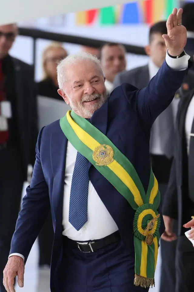 Lula da Silva tomou posse como presidente do Brasil