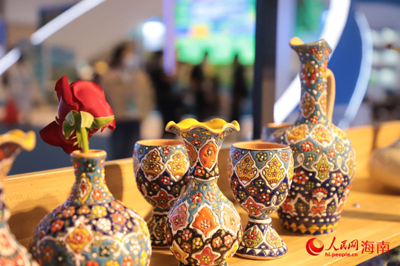 7ª Feira da Indústria Cultural de Sanya reúne quitutes dos países ao longo do Cinturão e Rota