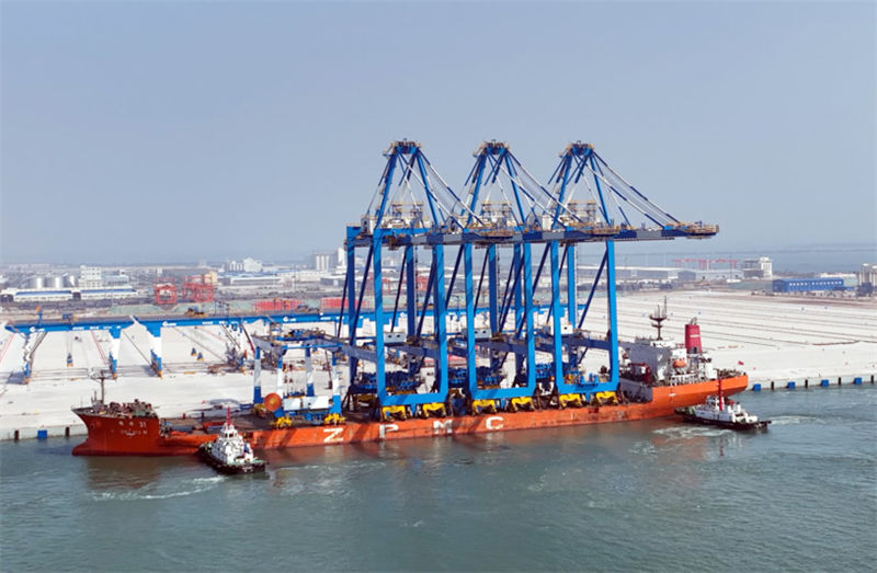 Porto em Guangxi abrirá era do terminal automatizado de contêineres de 200.000 toneladas