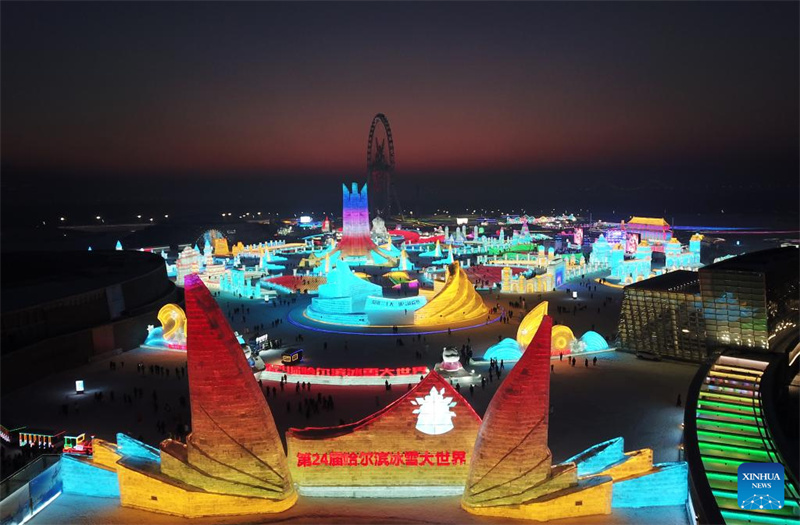 China: 39º Festival Internacional de Gelo e Neve foi inaugurado em Harbin
