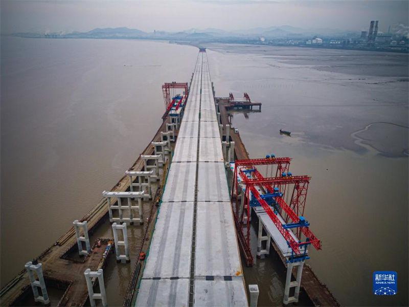 Zhejiang: construção de via expressa Hangzhou-Shaoxing-Ningbo entra em fase final