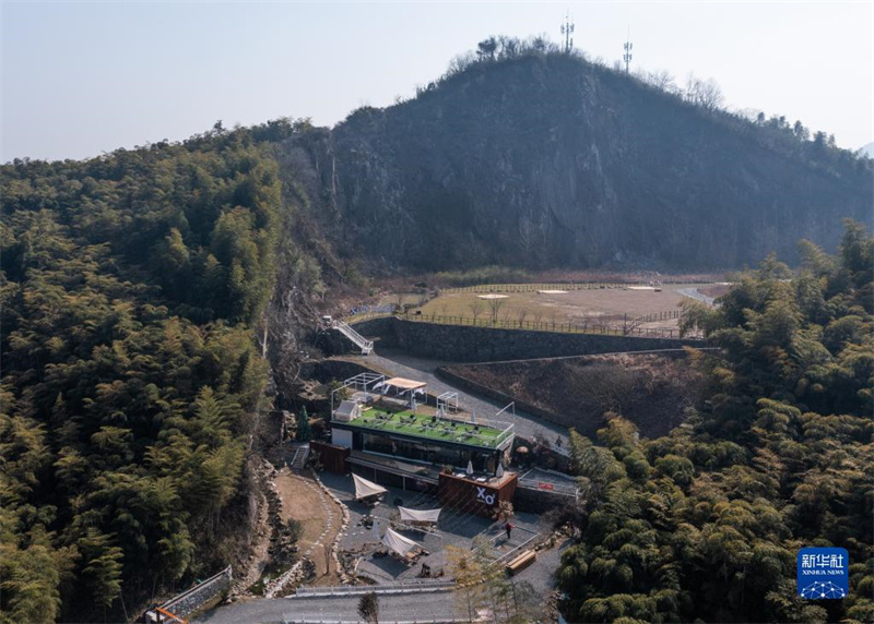 China: vila rural ganha nova vitalidade com exploração turística de minas abandonadas