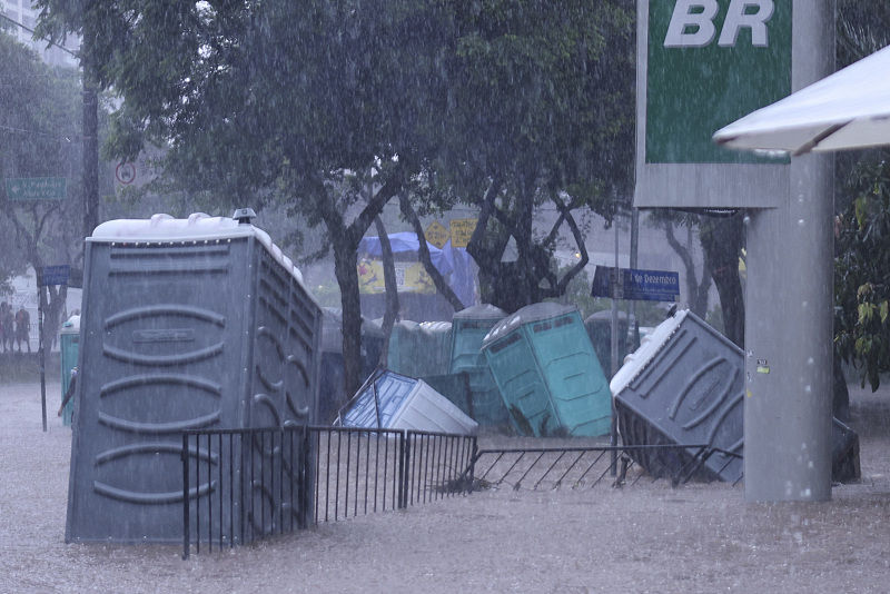 Brasil: chuvas em São Paulo matam 40 e deixam dezenas de desaparecidos