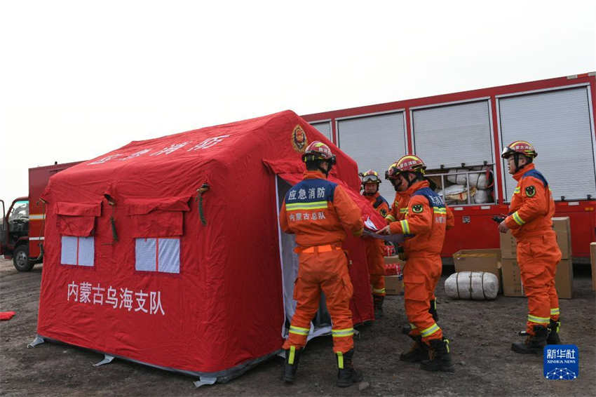 Colapso de mina de carvão na China deixa quatro mortos e 49 desaparecidos e resgate é retomado