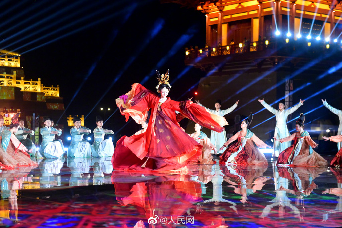 40º Festival Cultural de Peônias de Luoyang foi inaugurado na província chinesa de Henan