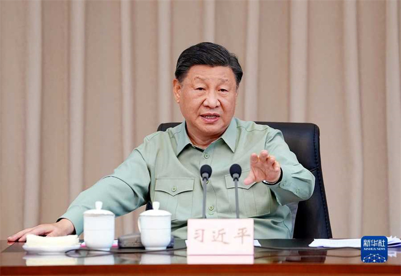 Xi Jinping inspeciona marinha do Comando do Teatro Meridional do ELP