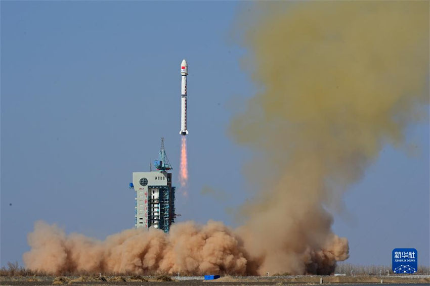 China lança novo satélite meteorológico