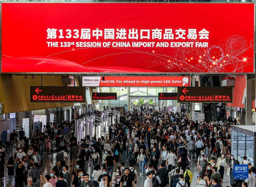 Feira de Cantão é inaugurada em Guangzhou