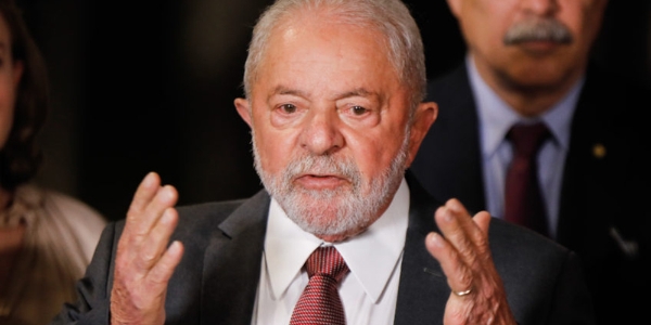 Lula defende resolução pacífica da crise na Ucrânia