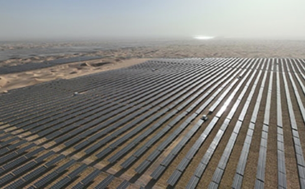 Projeto de nova energia da China na área do deserto torna-se operacional