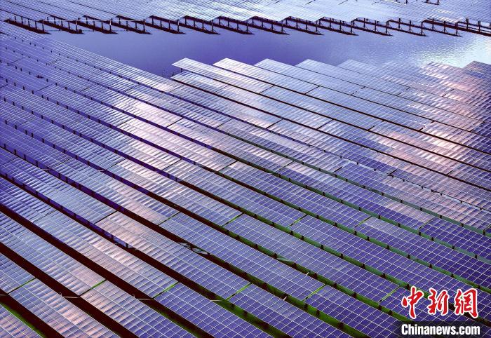 Galeria: estação de armazenamento de energia solar no leste da China