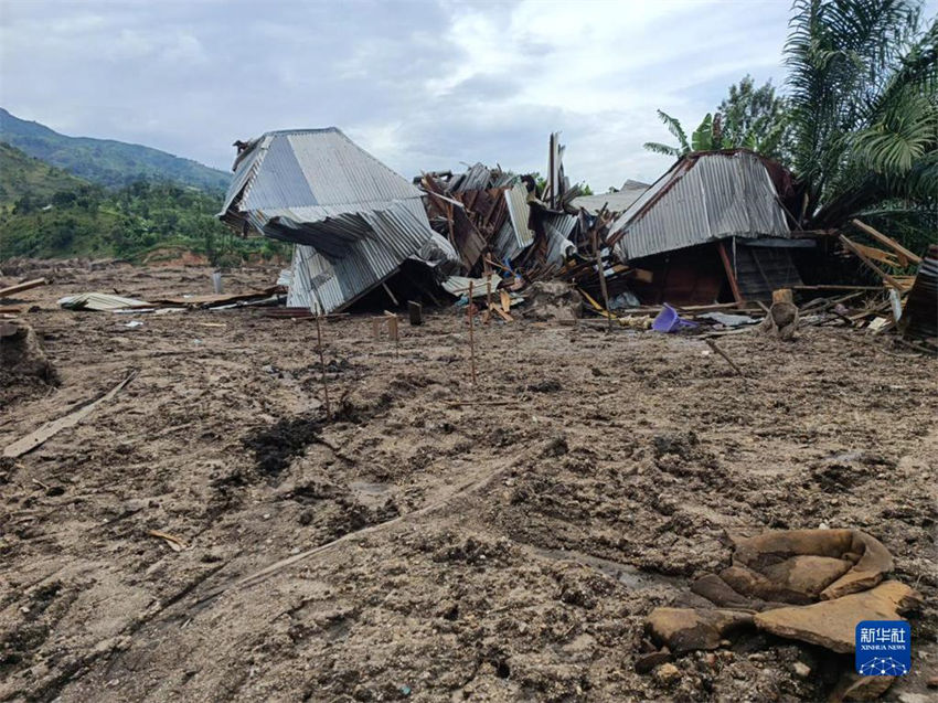 Congo: fortes inundações causam pelo menos 438 mortos no leste do país