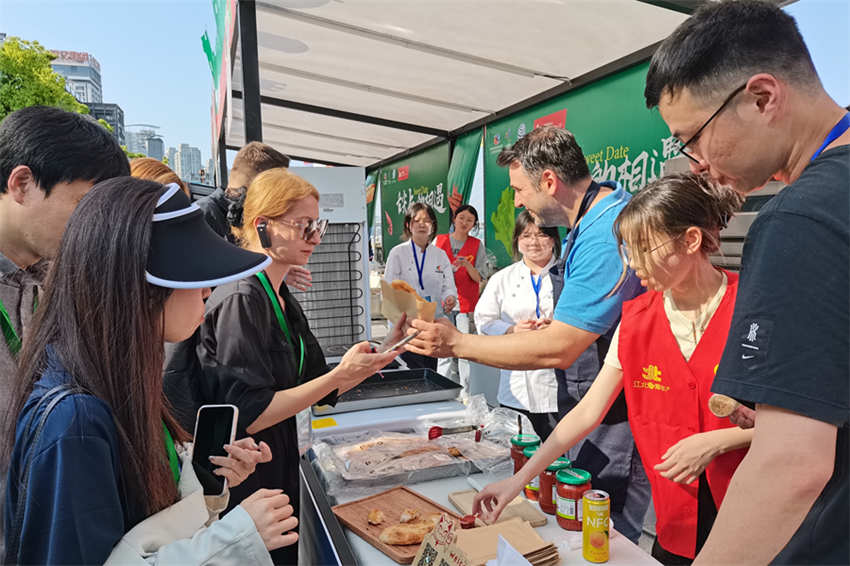 Evento culinário oferece um gostinho de Zhejiang e da Europa na CEEC da China