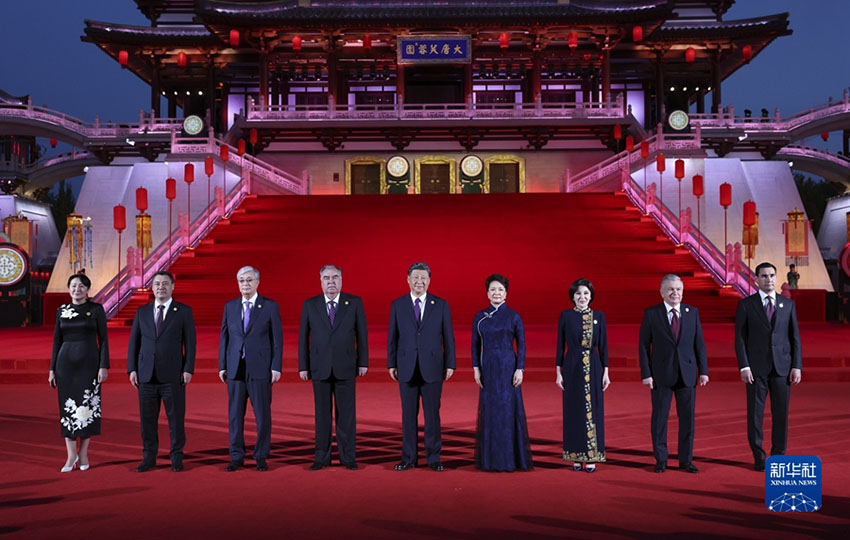 Xi Jinping recebe líderes da Ásia Central em cidade histórica da Rota da Seda para cúpula marcante