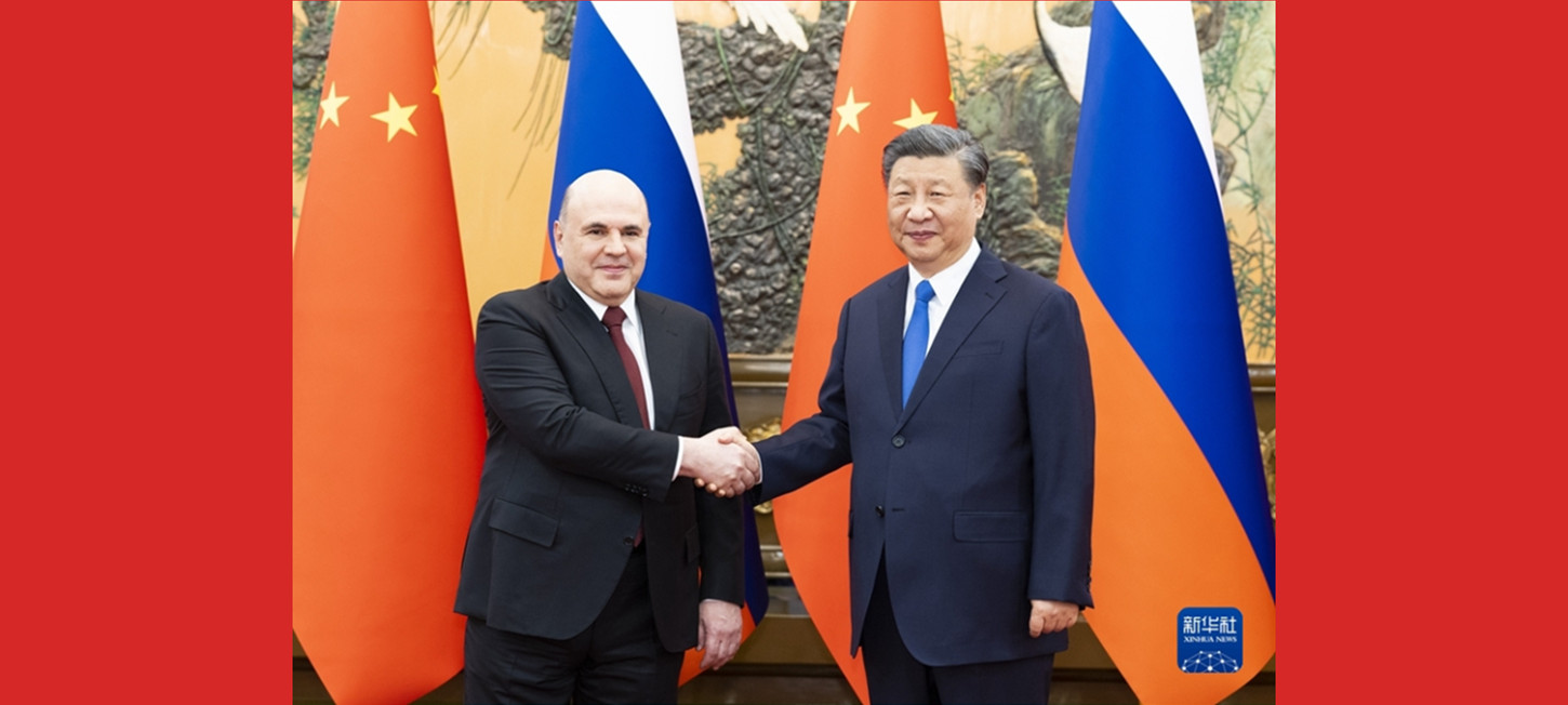 Xi Jinping reúne-se com primeiro-ministro russo