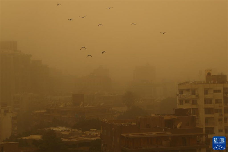 Egito: tempestade de areia atinge Cairo