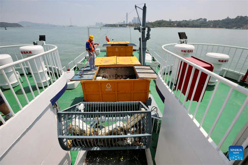 Estação de saneamento oceânico se dedica à remoção de lixo marinho no sudeste da China