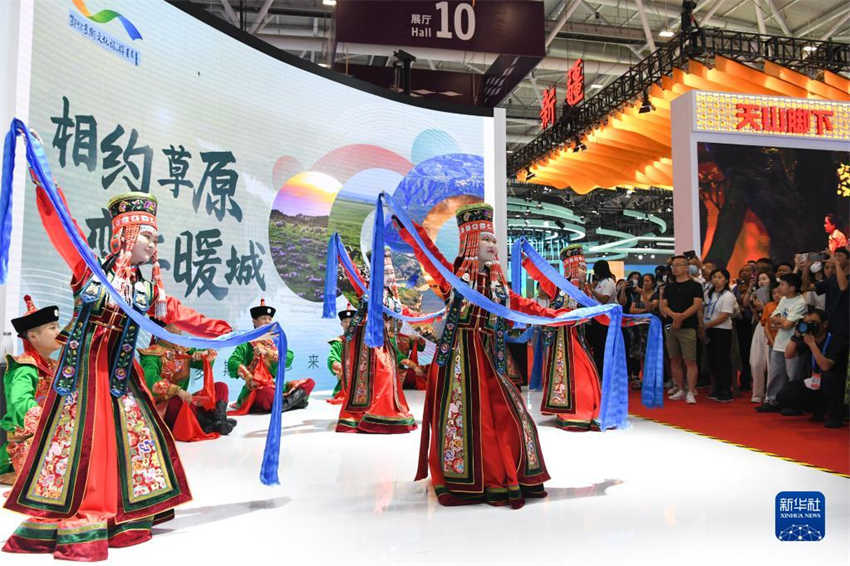 Feira Internacional das Indústrias Culturais é aberta em Shenzhen