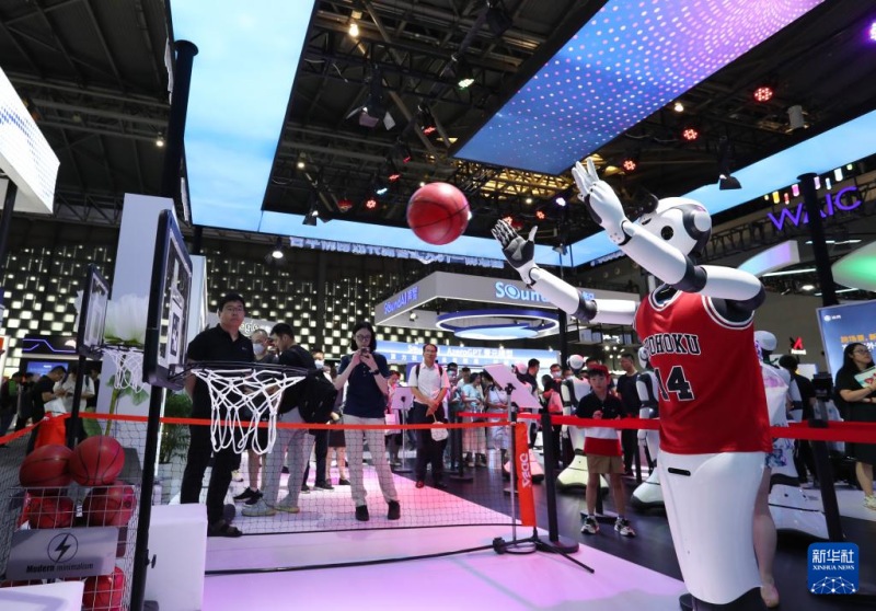 Número recorde de empresas participa de conferência global de inteligência artificial em Shanghai