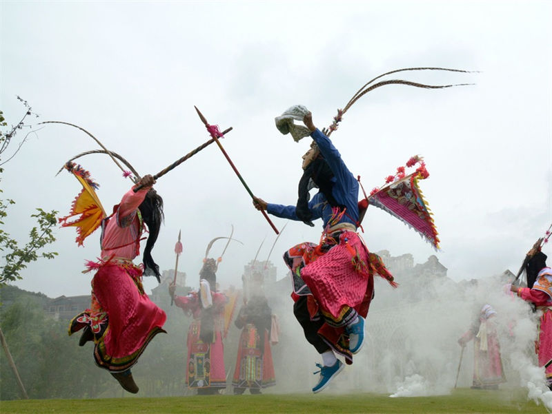 Guizhou: beleza natural de Qingzhen atrai cada vez mais visitantes