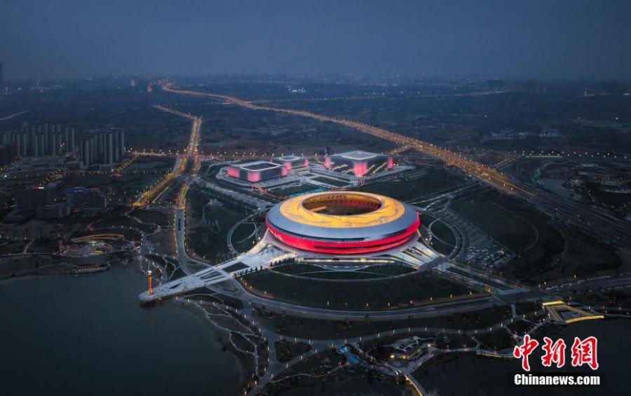 Galeria: vista aérea do estádio principal de Universíade de Chengdu