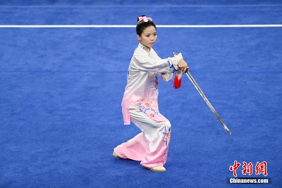 Universíade de Chengdu: Chen Xiaoli, vence medalha de ouro em epada tai chi