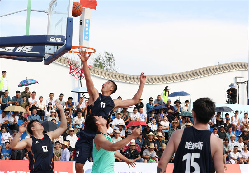 Torneio rural de basquete é iniciado em Ningxia, noroeste da China