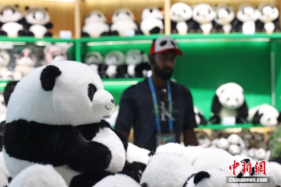 Universíade de Chengdu: produtos culturais e criativos com elementos de panda são destaque