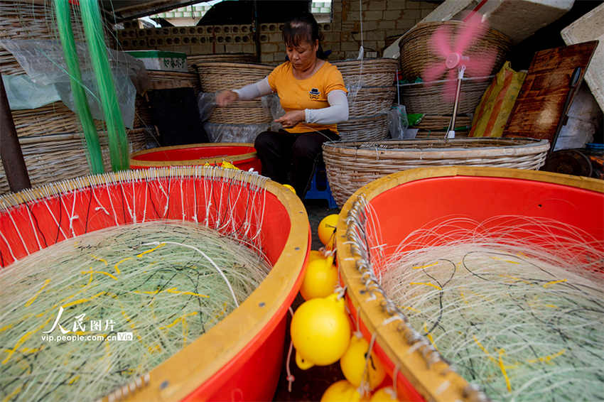 Qionghai: pescadores preparam início da temporada da pesca