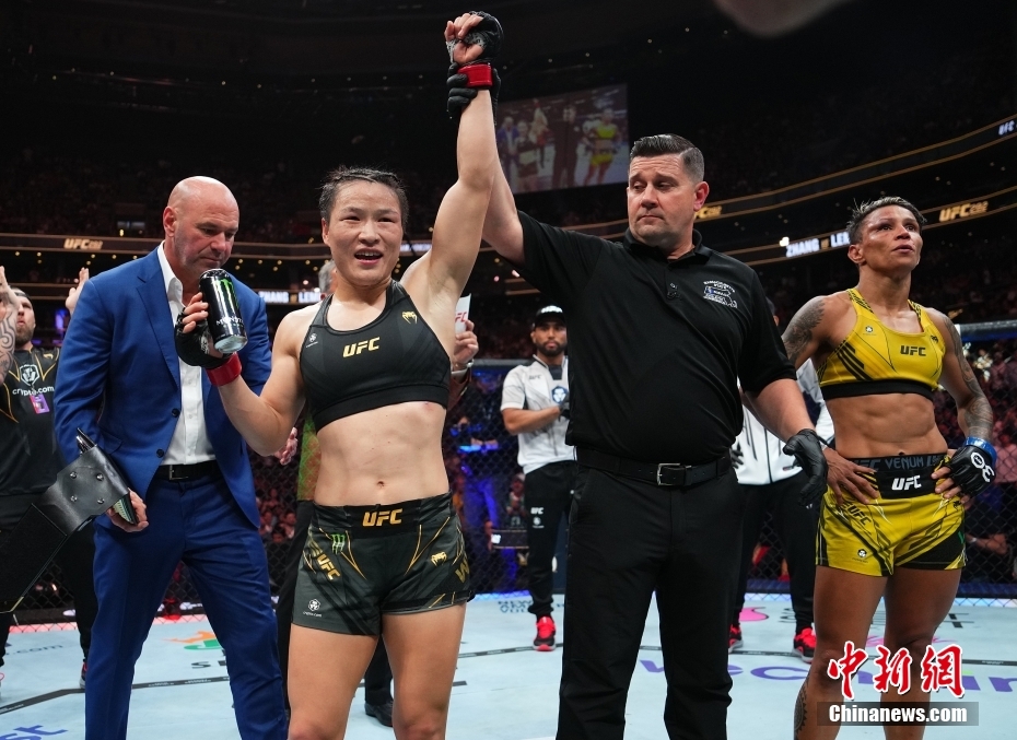 Zhang Weili mantém cinturão no UFC 292 após derrotar Amanda Lemos