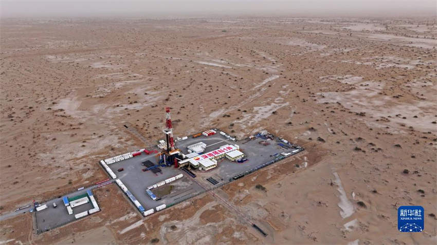 China: perfuração do primeiro poço de exploração petrolífera de 10 mil metros de profundidade atinge os 6000 metros