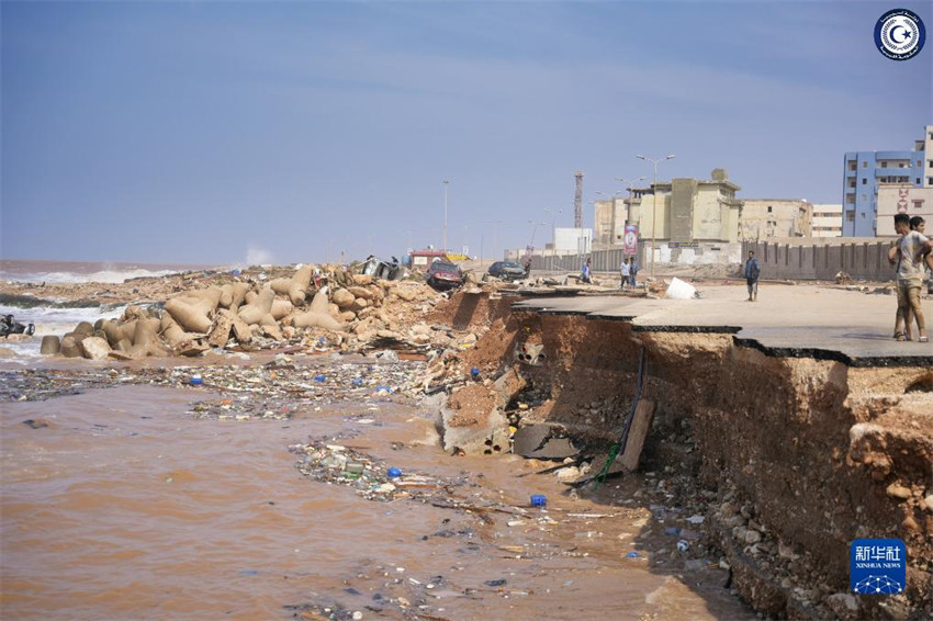 Tempestade na Líbia deixa mais de 5.500 mortos