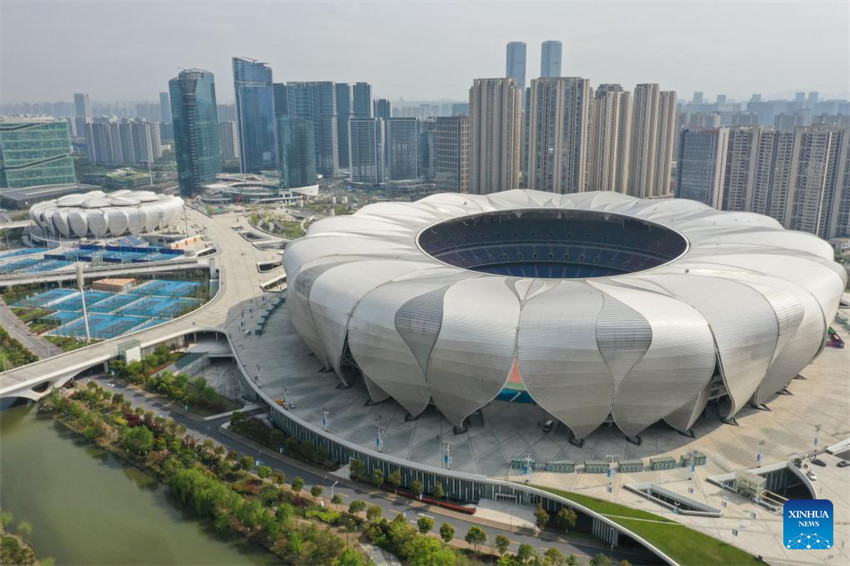 Vistas aéreas de Hangzhou, cidade-sede dos 19º Jogos Asiáticos