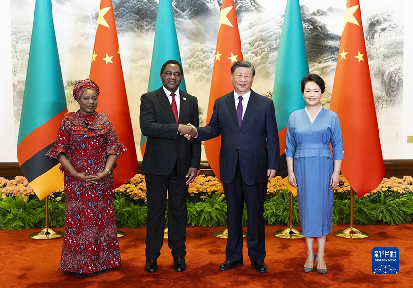 Xi Jinping e Hichilema anunciam elevação dos laços China-Zâmbia