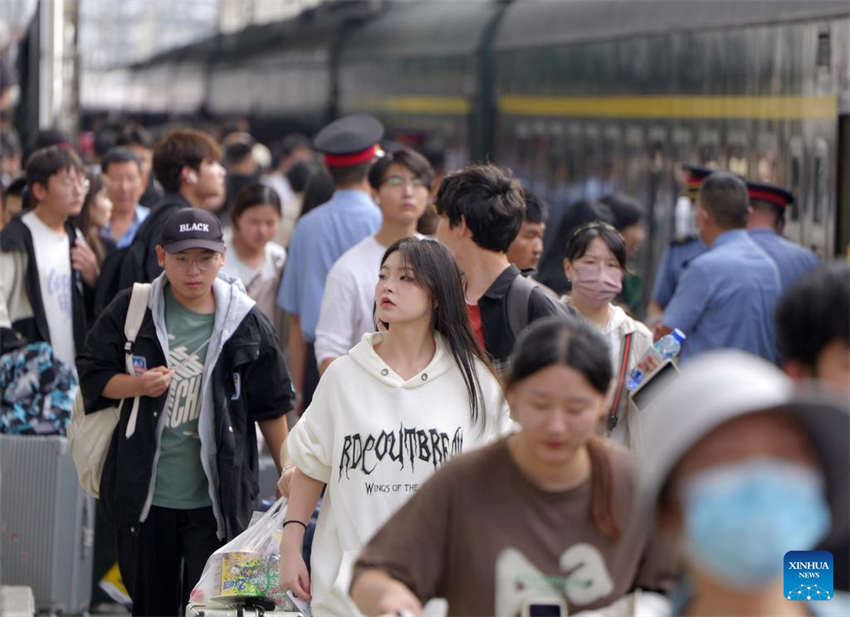 China registra aumento das viagens durante o feriadão