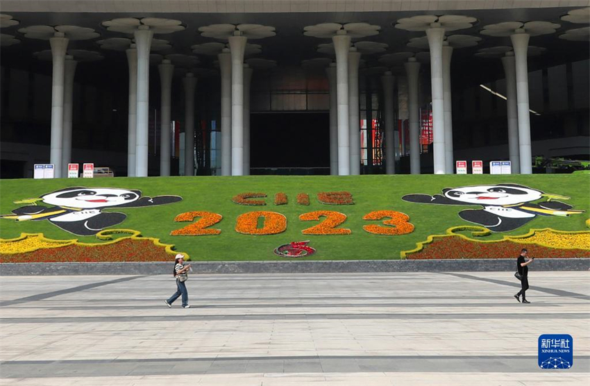 Galeria: Shanghai decorada para receber Exposição Internacional de Importação da China