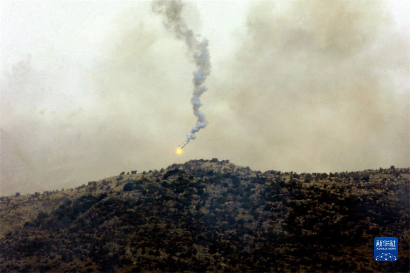 Exército de lsrael anuncia ataques aéreos no Líbano contra o Hezbollah