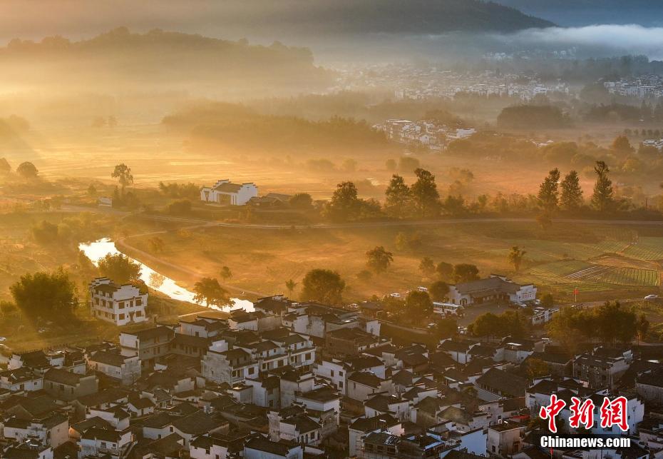 Galeria: cenário colorido de outono no condado de Yixian, leste da China