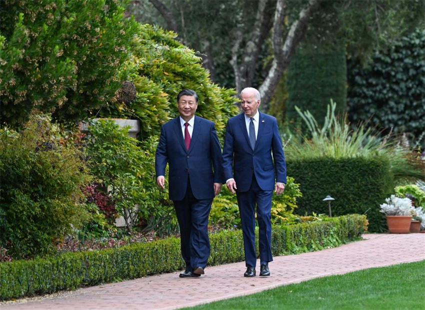 Xi Jinping e Biden falam sobre questões estratégicas críticas para relações China-EUA e o mundo