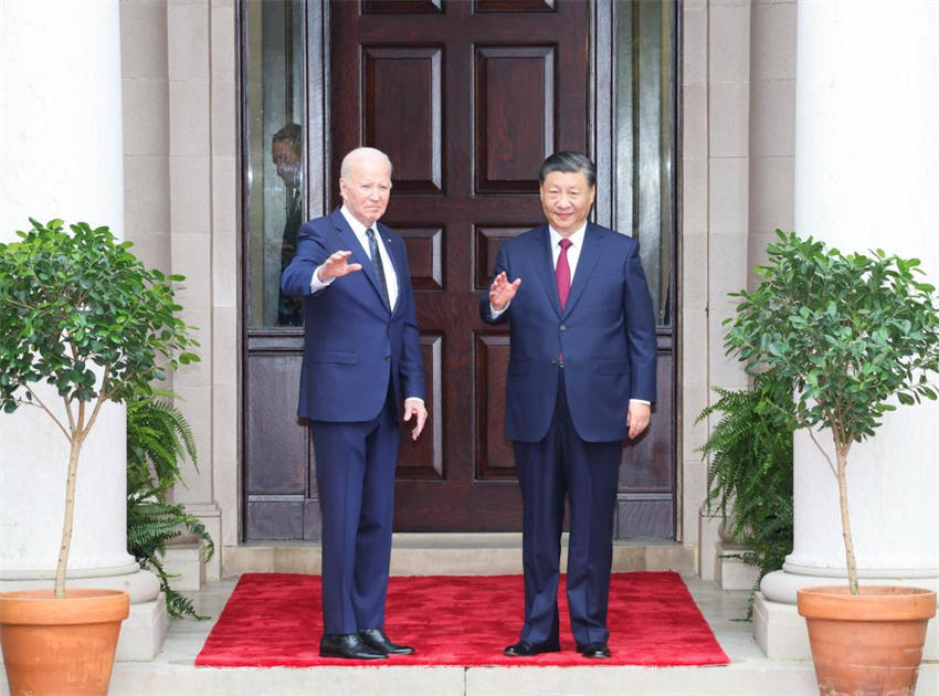 Xi Jinping e Biden falam sobre questões estratégicas críticas para relações China-EUA e o mundo