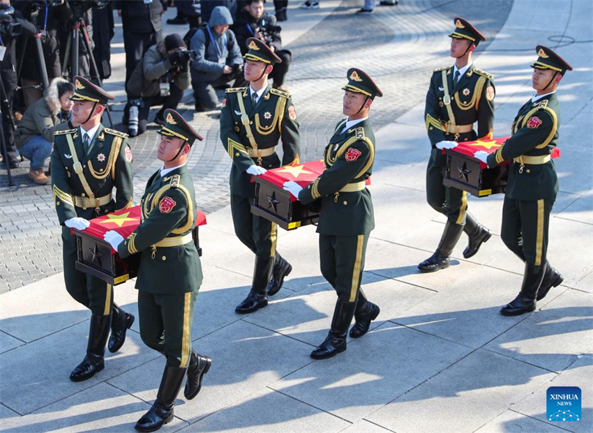 São enterrados em Shenyang restos mortais de soldados dos Voluntários do Povo Chinês retornados da República da Coreia