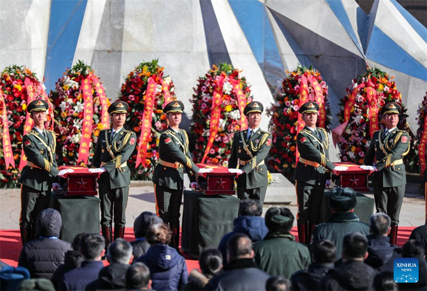 São enterrados em Shenyang restos mortais de soldados dos Voluntários do Povo Chinês retornados da República da Coreia