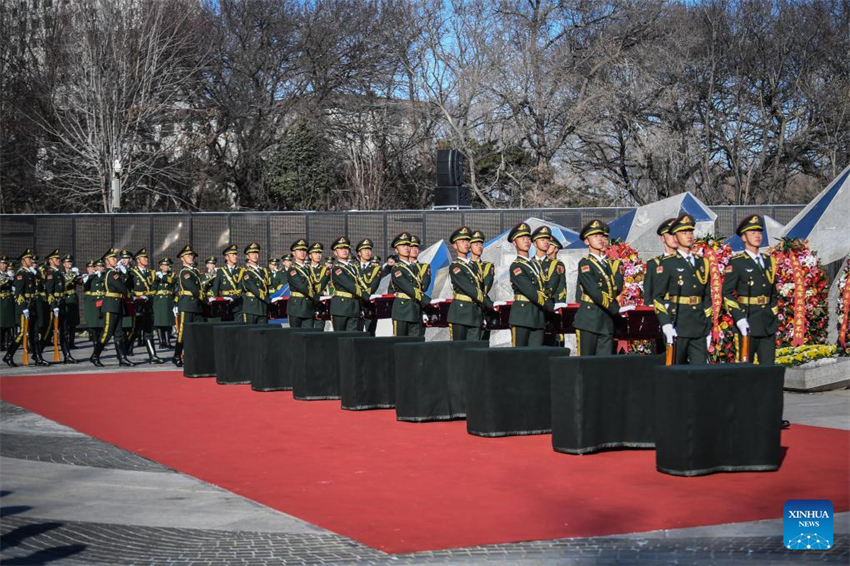 São enterrados em Shenyang restos mortais de soldados dos Voluntários do Povo Chinês retornados da República da Coreia