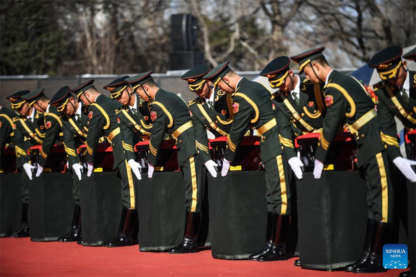 São enterrados em Shenyang restos mortais de soldados dos Voluntários do Povo Chinês retornados da República da Coreia