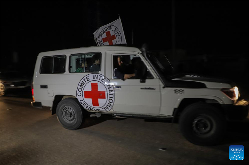 Hamas diz que segundo grupo de reféns foi entregue à Cruz Vermelha