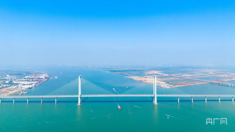 Concluída construção da linha principal da ponte Shenzhen-Zhongshan